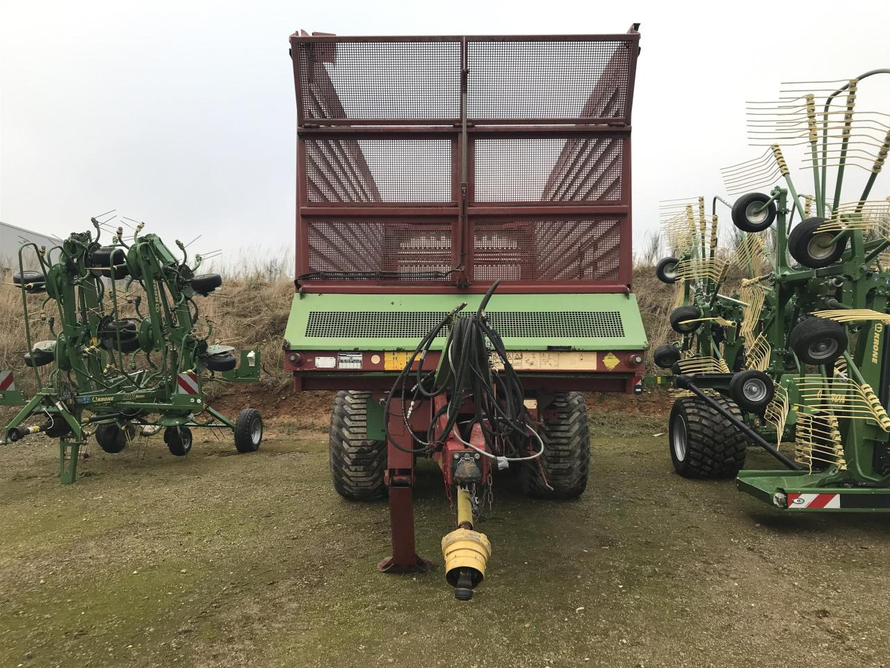 Strautmann Giga Trailer 1840 - Remorcă cu autoincarcare: Foto 3 Strautmann Giga Trailer 1840 - Remorcă cu autoincarcare: Foto 3