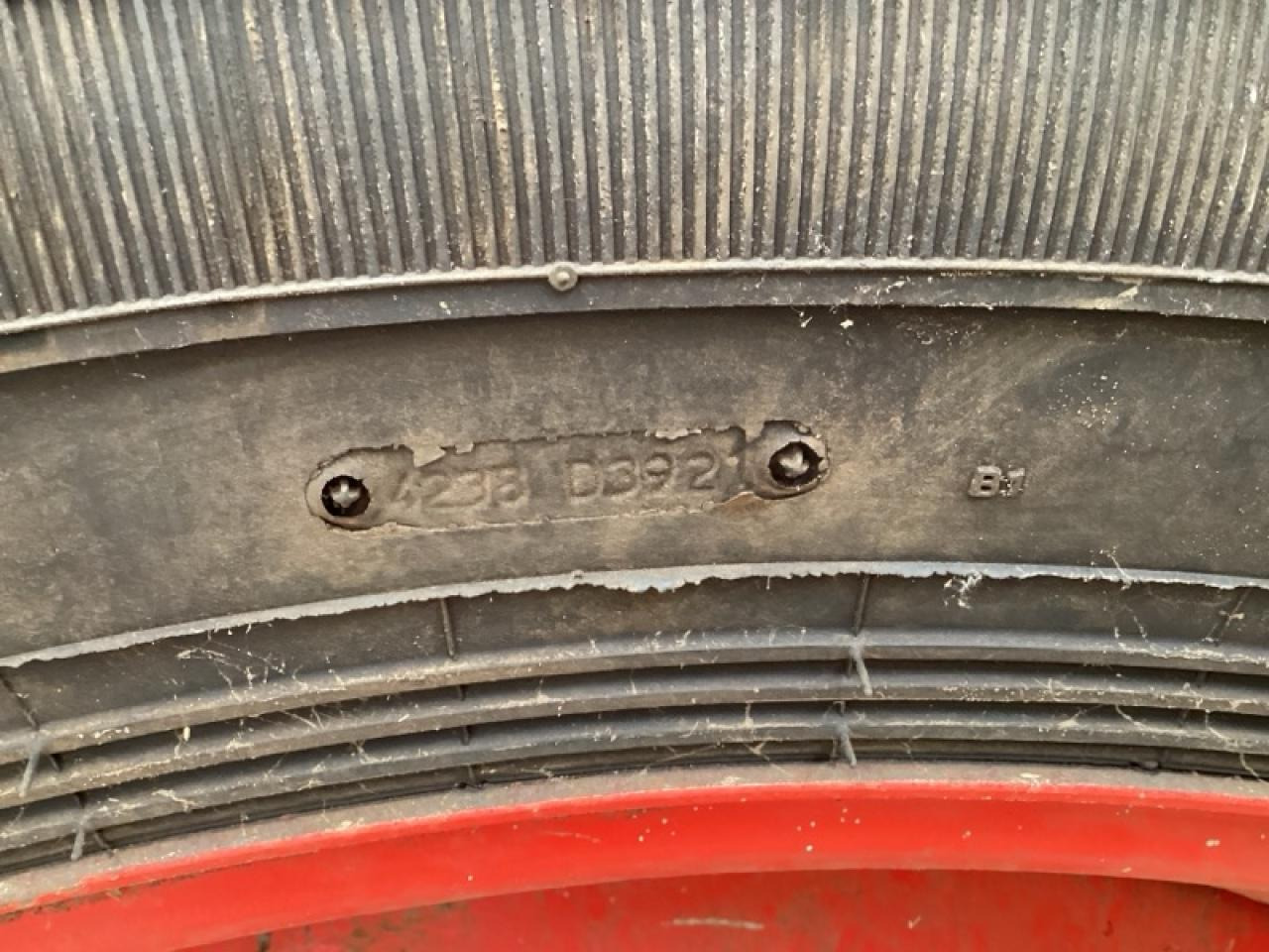 / UNBEKANNT 420R38 & 20.8R46 - Anvelopă pentru Utilaje agricole: Foto 5 / UNBEKANNT 420R38 & 20.8R46 - Anvelopă pentru Utilaje agricole: Foto 5