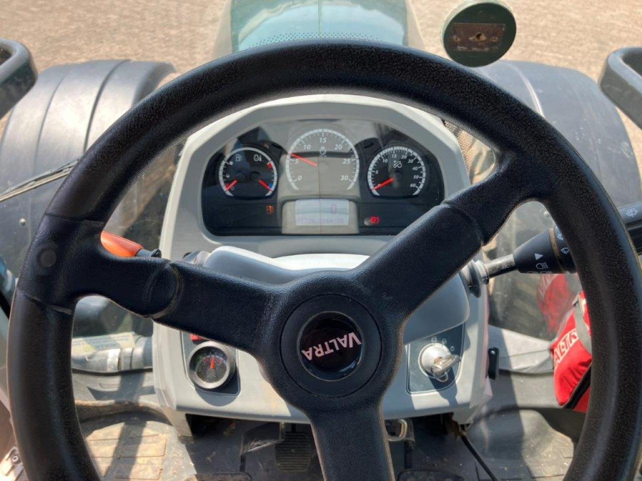 Tractor agricol Valtra T154 Active: Foto 9