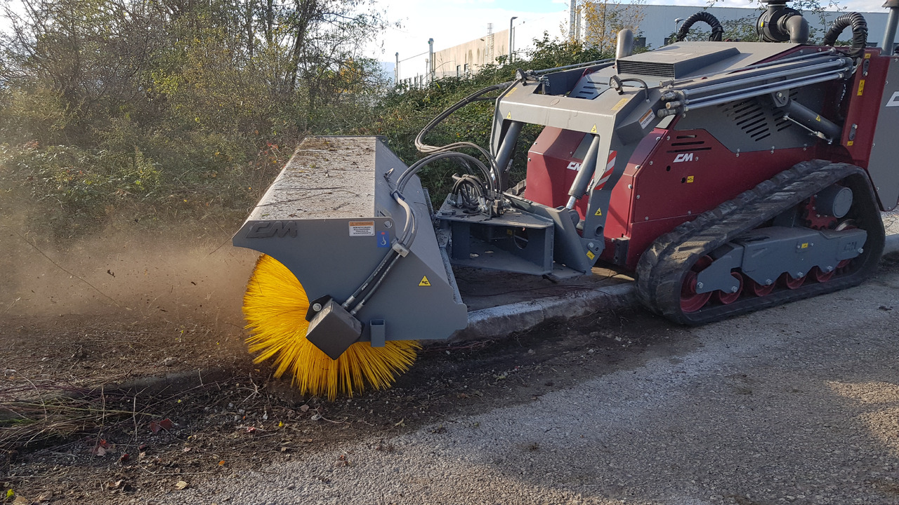 CM Crusher Multisikid RC - Mini încărcător: Foto 5 CM Crusher Multisikid RC - Mini încărcător: Foto 5