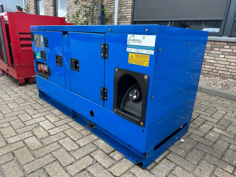 Atlas-Copco QAS 14 Yanmar Stamford 15 kVA Silent generatorset - Generator electric: Foto 4 Atlas-Copco QAS 14 Yanmar Stamford 15 kVA Silent generatorset - Generator electric: Foto 4