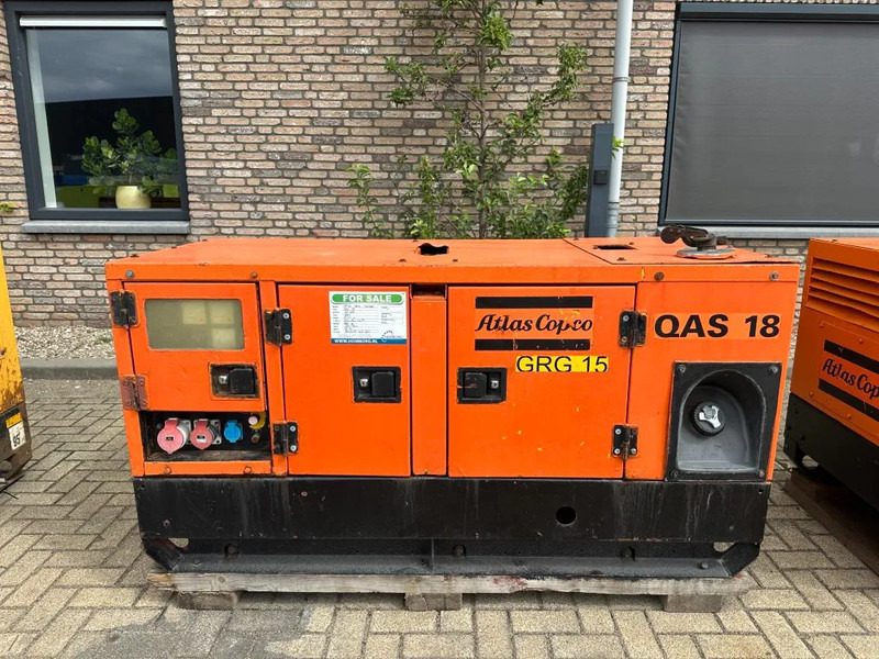 Atlas-Copco QAS 18 Yanmar Mecc Alte Spa 18 kVA Silent generatorset - Generator electric: Foto 1 Atlas-Copco QAS 18 Yanmar Mecc Alte Spa 18 kVA Silent generatorset - Generator electric: Foto 1