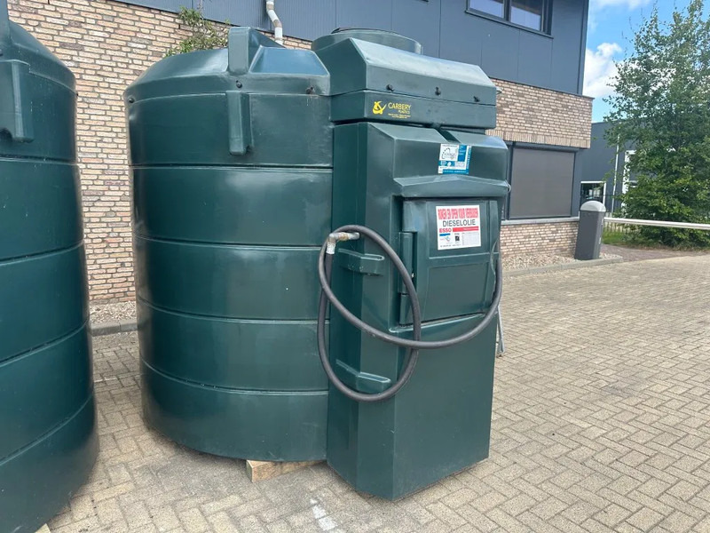 Carbery Kiwa dubbelwandig met mangat Dieseltank 5700 liter met 230 V pompset New ! Overstock - Container maritim: Foto 3 Carbery Kiwa dubbelwandig met mangat Dieseltank 5700 liter met 230 V pompset New ! Overstock - Container maritim: Foto 3