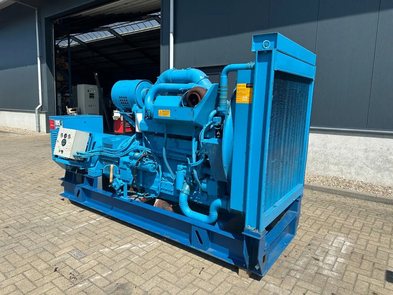 Cummins KTTA 19 G 450 kVA noodstroom generatorset as New ! 194 hours ! - Generator electric: Foto 3 Cummins KTTA 19 G 450 kVA noodstroom generatorset as New ! 194 hours ! - Generator electric: Foto 3