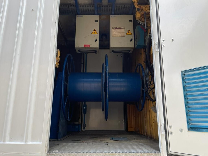 Generator electric Cummins KTTA 19 G Leroy Somer 450 kVA Supersilent Mobiele generatorset op aanhanger: Foto 13