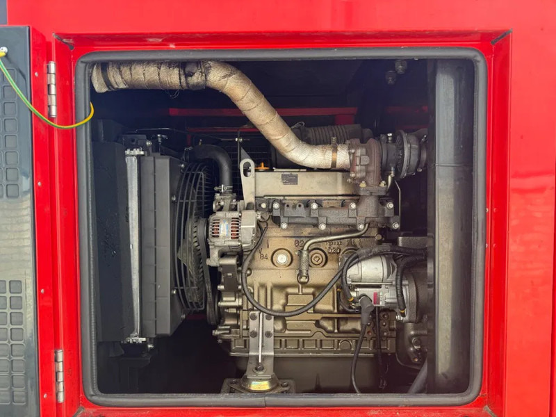 Himoinsa HYW 20 Yanmar Stamford 20 kVA Supersilent generatorset - Generator electric: Foto 2 Himoinsa HYW 20 Yanmar Stamford 20 kVA Supersilent generatorset - Generator electric: Foto 2