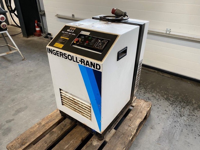 Ingersoll Rand SSR ML 5.5 SSR ML5.5 6 kW 800 L / min 7.5 Bar Elektrische Schroefcompressor - Compresor de aer: Foto 4 Ingersoll Rand SSR ML 5.5 SSR ML5.5 6 kW 800 L / min 7.5 Bar Elektrische Schroefcompressor - Compresor de aer: Foto 4