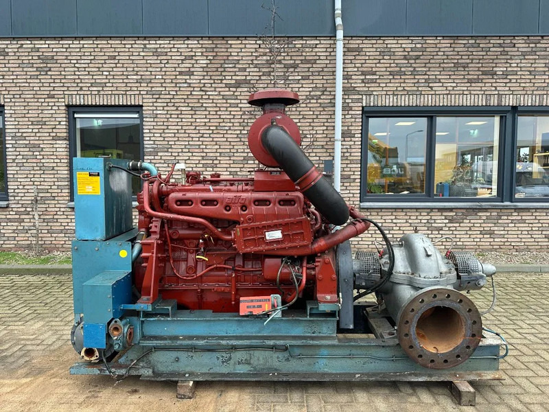 Iveco 8210 SRI 40.00 Worthington 800 m3 / h 10 Bar Diesel Waterpomp Waterpump - Pompă de apă: Foto 1 Iveco 8210 SRI 40.00 Worthington 800 m3 / h 10 Bar Diesel Waterpomp Waterpump - Pompă de apă: Foto 1