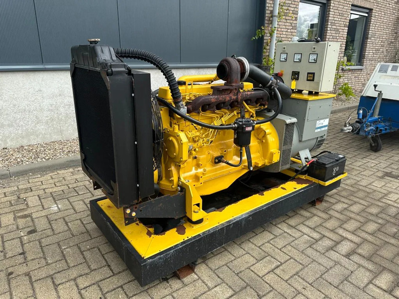 John Deere 6068 TF 158 Leroy Somer 120 kVA generatorset - Generator electric: Foto 2 John Deere 6068 TF 158 Leroy Somer 120 kVA generatorset - Generator electric: Foto 2