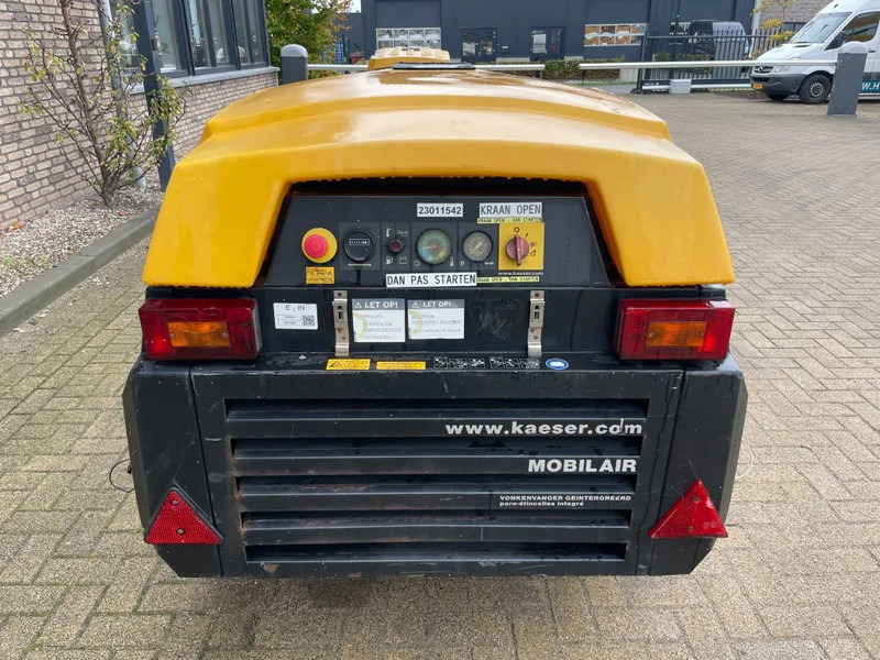 Kaeser M27 Kubota 2,7 m3 / min 7 Bar 18 kW Mobiele Silent Diesel Compressor - Compresor de aer: Foto 4 Kaeser M27 Kubota 2,7 m3 / min 7 Bar 18 kW Mobiele Silent Diesel Compressor - Compresor de aer: Foto 4