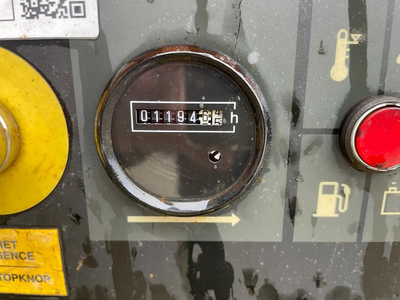 Kaeser M27 Kubota 2,7 m3 / min 7 Bar 18 kW Mobiele Silent Diesel Compressor - Compresor de aer: Foto 5 Kaeser M27 Kubota 2,7 m3 / min 7 Bar 18 kW Mobiele Silent Diesel Compressor - Compresor de aer: Foto 5