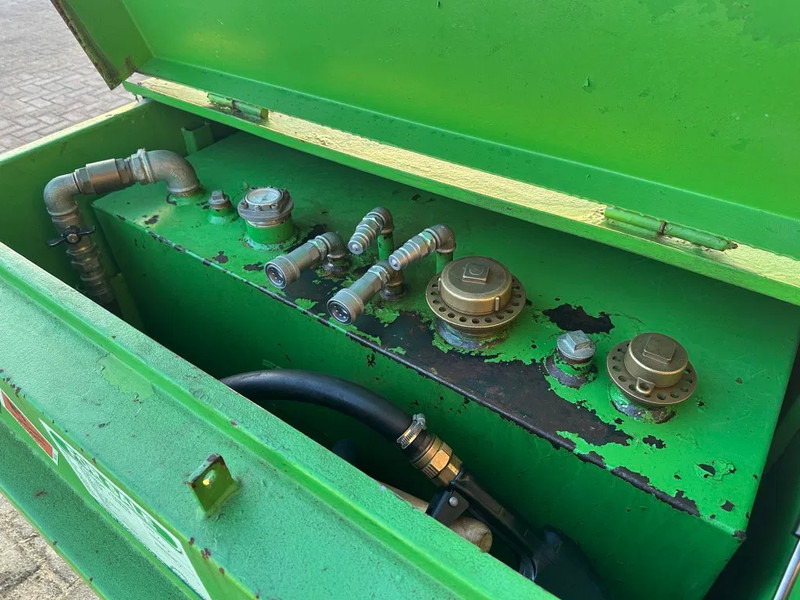 Kiwa IBC Steenbergen 750 liter Dieseltank met Handpomp Milieutank - Rezervor de stocare: Foto 5 Kiwa IBC Steenbergen 750 liter Dieseltank met Handpomp Milieutank - Rezervor de stocare: Foto 5