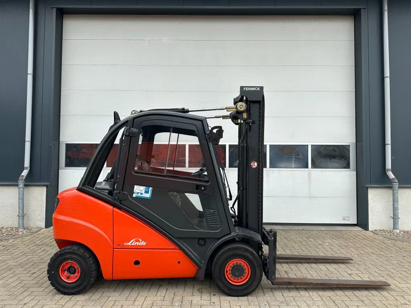 Linde H30D 3 ton Duplex Sideshift Diesel Heftruck - Stivuitor diesel: Foto 2 Linde H30D 3 ton Duplex Sideshift Diesel Heftruck - Stivuitor diesel: Foto 2