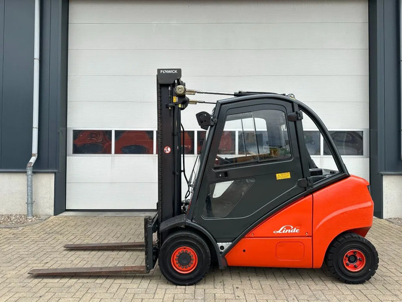 Linde H30D 3 ton Duplex Sideshift Diesel Heftruck - Stivuitor diesel: Foto 1 Linde H30D 3 ton Duplex Sideshift Diesel Heftruck - Stivuitor diesel: Foto 1