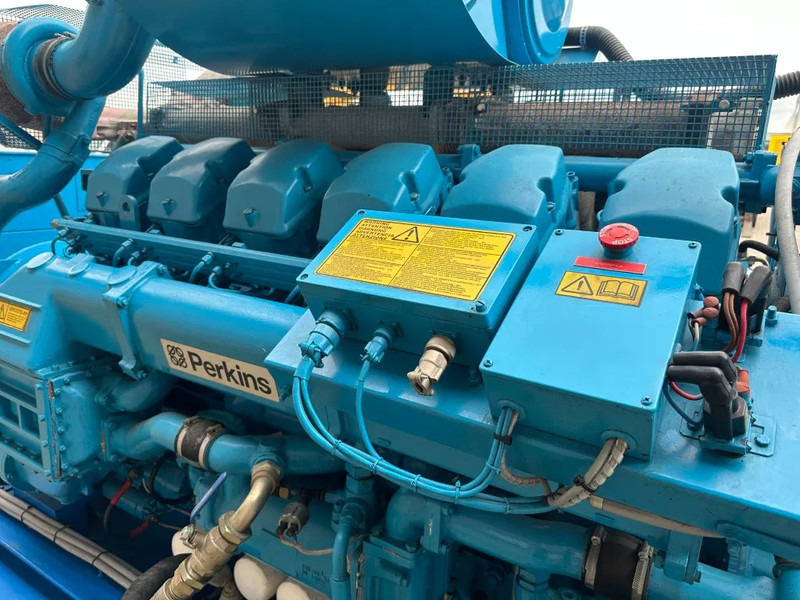 Generator electric Perkins 4012 TWG Stamford 1030 kVA generatorset as New ! 175 hours ! Nieuwstaat !: Foto 9 Generator electric Perkins 4012 TWG Stamford 1030 kVA generatorset as New ! 175 hours ! Nieuwstaat !: Foto 9
