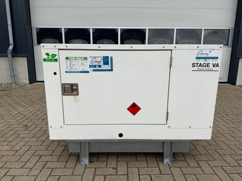 Perkins 403A-15 Mecc Alte Spa 17 kVA Silent generatorset as New ! 250 hours ! - Generator electric: Foto 1 Perkins 403A-15 Mecc Alte Spa 17 kVA Silent generatorset as New ! 250 hours ! - Generator electric: Foto 1