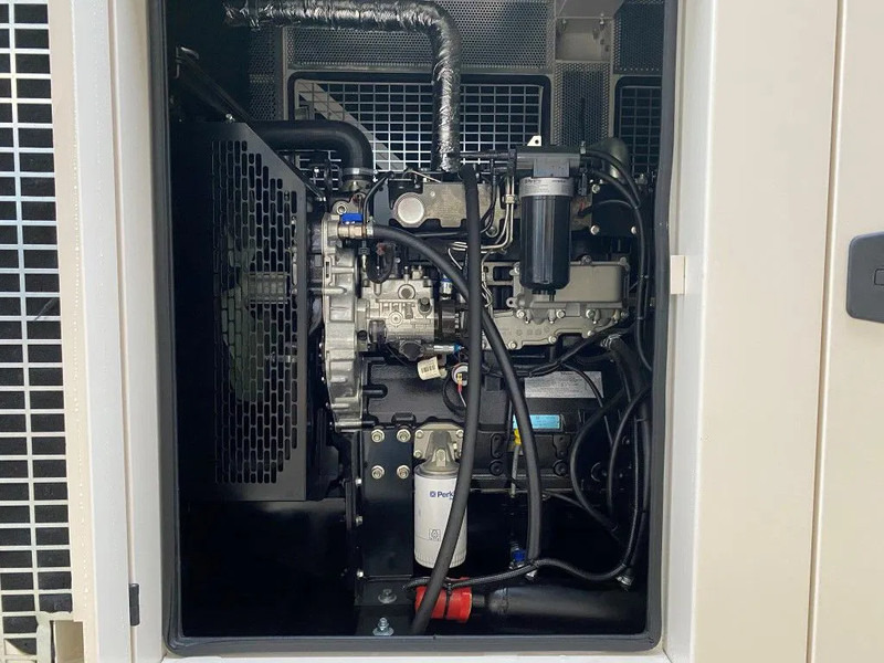 Perkins 66 kVA Silent generatorset New ! - Generator electric: Foto 4 Perkins 66 kVA Silent generatorset New ! - Generator electric: Foto 4