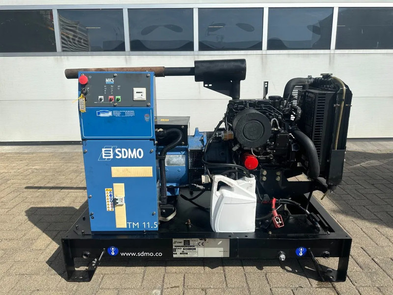 SDMO TM11.5KM Mitsubishi Mecc Alte Spa 16 kVA generatorset - Generator electric: Foto 1 SDMO TM11.5KM Mitsubishi Mecc Alte Spa 16 kVA generatorset - Generator electric: Foto 1