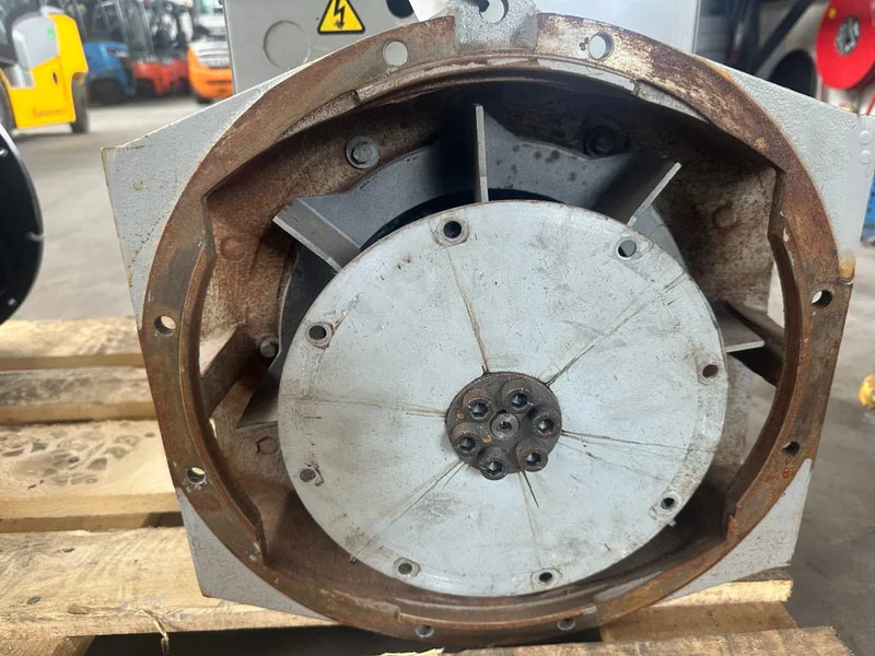Stamford BC.I184G1 Alternator 30 kVa generatordeel - Generator electric: Foto 5 Stamford BC.I184G1 Alternator 30 kVa generatordeel - Generator electric: Foto 5
