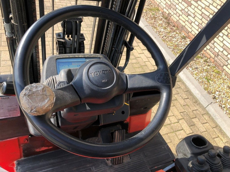 Electrostivuitor Toyota 1.6 ton Triplex Freelift Sideshift Elektra Heftruck: Foto 8