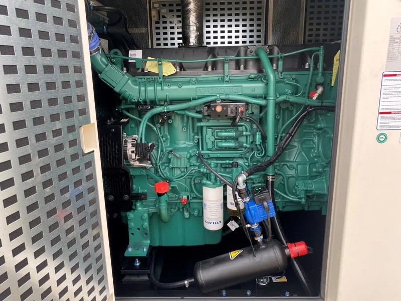 Volvo TAD 1344 GE Stamford 450 kVA Supersilent generatorset New ! - Generator electric: Foto 4 Volvo TAD 1344 GE Stamford 450 kVA Supersilent generatorset New ! - Generator electric: Foto 4