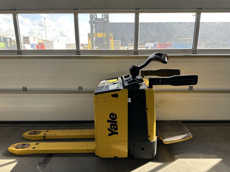 Yale MP 20 X FBW 2 ton Palletwagen Elektra Pallettruck Meerijder - Transpalet manual: Foto 4 Yale MP 20 X FBW 2 ton Palletwagen Elektra Pallettruck Meerijder - Transpalet manual: Foto 4