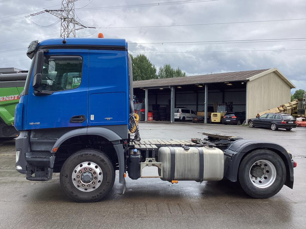 Mercedes Benz Arocs 1846 HAD 4×4 - Cap tractor: Foto 2 Mercedes Benz Arocs 1846 HAD 4×4 - Cap tractor: Foto 2