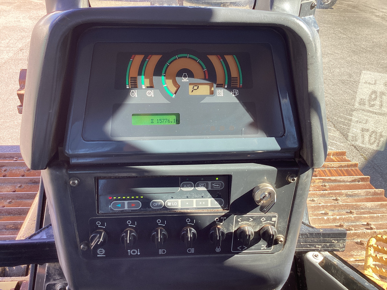 Buldozer Komatsu D61 PX-15EO: Foto 11 Buldozer Komatsu D61 PX-15EO: Foto 11