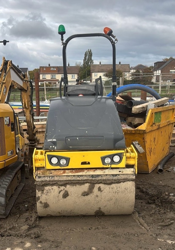 Bomag BW 120 AD-5 - Cilindru compactor pentru asfalt: Foto 2 Bomag BW 120 AD-5 - Cilindru compactor pentru asfalt: Foto 2