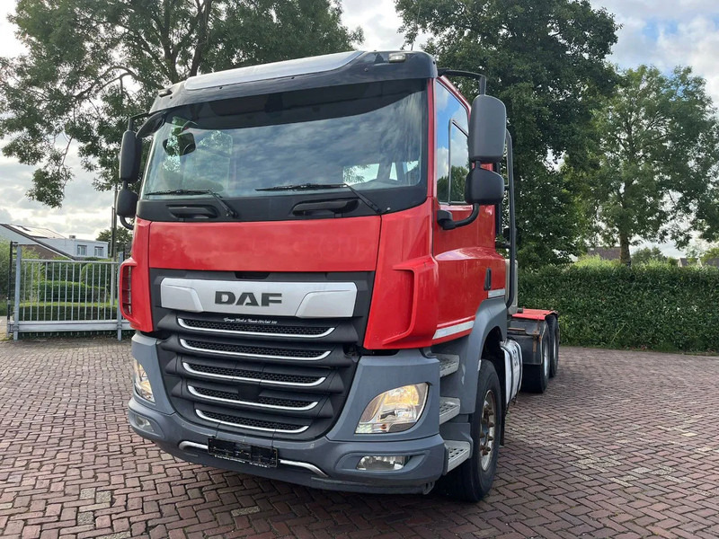 DAF CF 530 FAT intarder - Cap tractor: Foto 2 DAF CF 530 FAT intarder - Cap tractor: Foto 2