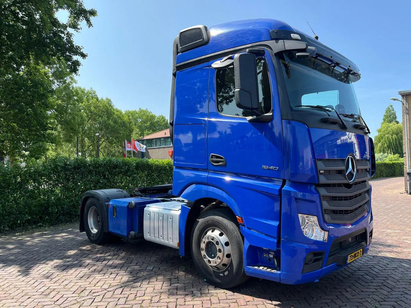 Mercedes-Benz Actros 1940 - Cap tractor: Foto 1 Mercedes-Benz Actros 1940 - Cap tractor: Foto 1