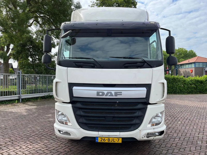 DAF CF 260 CF 260 FA CHASSIS CABINE EURO 6 - Camion şasiu: Foto 3 DAF CF 260 CF 260 FA CHASSIS CABINE EURO 6 - Camion şasiu: Foto 3