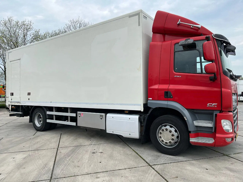 DAF CF 290 FA - Camion furgon: Foto 1 DAF CF 290 FA - Camion furgon: Foto 1