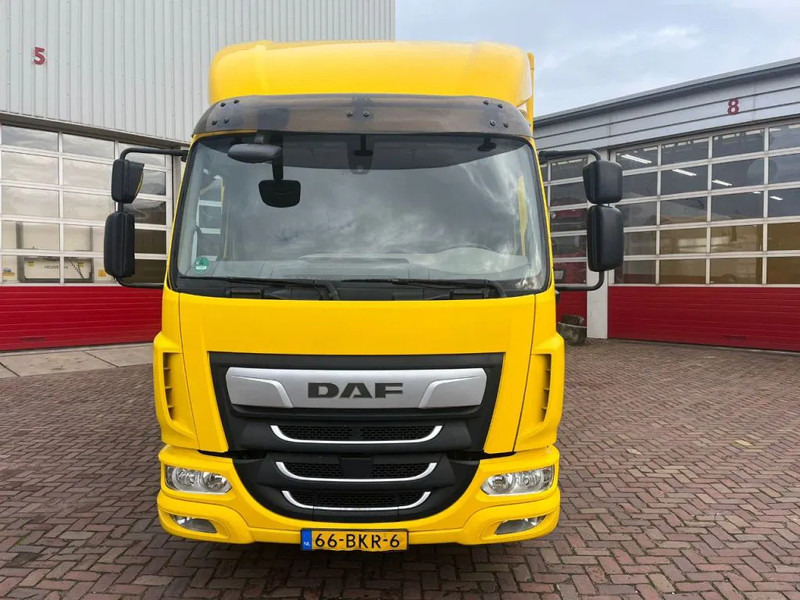 DAF LF 210 FA 12 TN - Camion furgon: Foto 2 DAF LF 210 FA 12 TN - Camion furgon: Foto 2