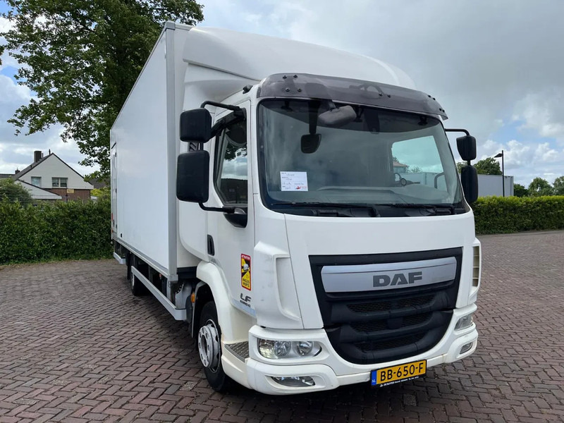 DAF LF 210 FA EURO 6 - Camion furgon: Foto 2 DAF LF 210 FA EURO 6 - Camion furgon: Foto 2