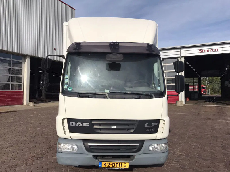 DAF LF 45 12.220 EURO 5 EEV - Camion furgon: Foto 2 DAF LF 45 12.220 EURO 5 EEV - Camion furgon: Foto 2