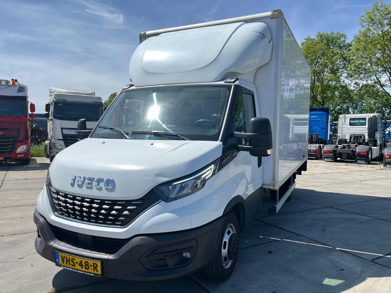 Iveco Daily 35C16 Achterdeuren (15 diverse modellen op voorraad) - Autoutilitară box: Foto 2 Iveco Daily 35C16 Achterdeuren (15 diverse modellen op voorraad) - Autoutilitară box: Foto 2