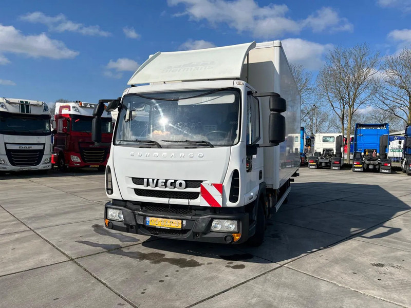Iveco EuroCargo 75 E21 MANUAL - Camion furgon: Foto 3 Iveco EuroCargo 75 E21 MANUAL - Camion furgon: Foto 3