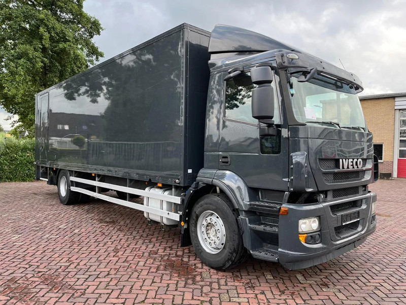Iveco Stralis 190 S/7,5 - Camion furgon: Foto 1 Iveco Stralis 190 S/7,5 - Camion furgon: Foto 1
