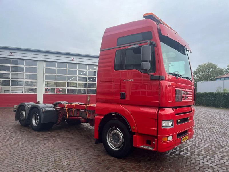 MAN 17 TGA 26.480 EURO 3 MANUAL - Camion şasiu: Foto 3 MAN 17 TGA 26.480 EURO 3 MANUAL - Camion şasiu: Foto 3
