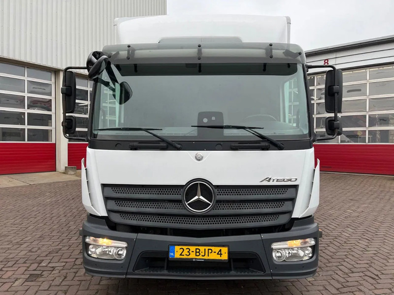 Mercedes-Benz Atego 816 - Camion furgon: Foto 3 Mercedes-Benz Atego 816 - Camion furgon: Foto 3