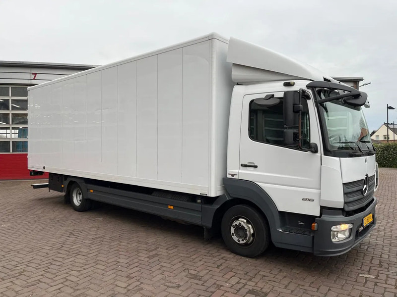 Mercedes-Benz Atego 816 - Camion furgon: Foto 4 Mercedes-Benz Atego 816 - Camion furgon: Foto 4