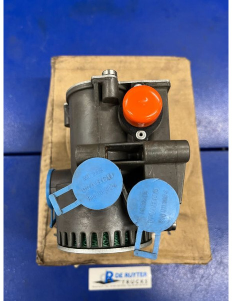 Mercedes-Benz EBS ventiel A0004291124 - Supapă frână pentru Camion: Foto 5 Mercedes-Benz EBS ventiel A0004291124 - Supapă frână pentru Camion: Foto 5