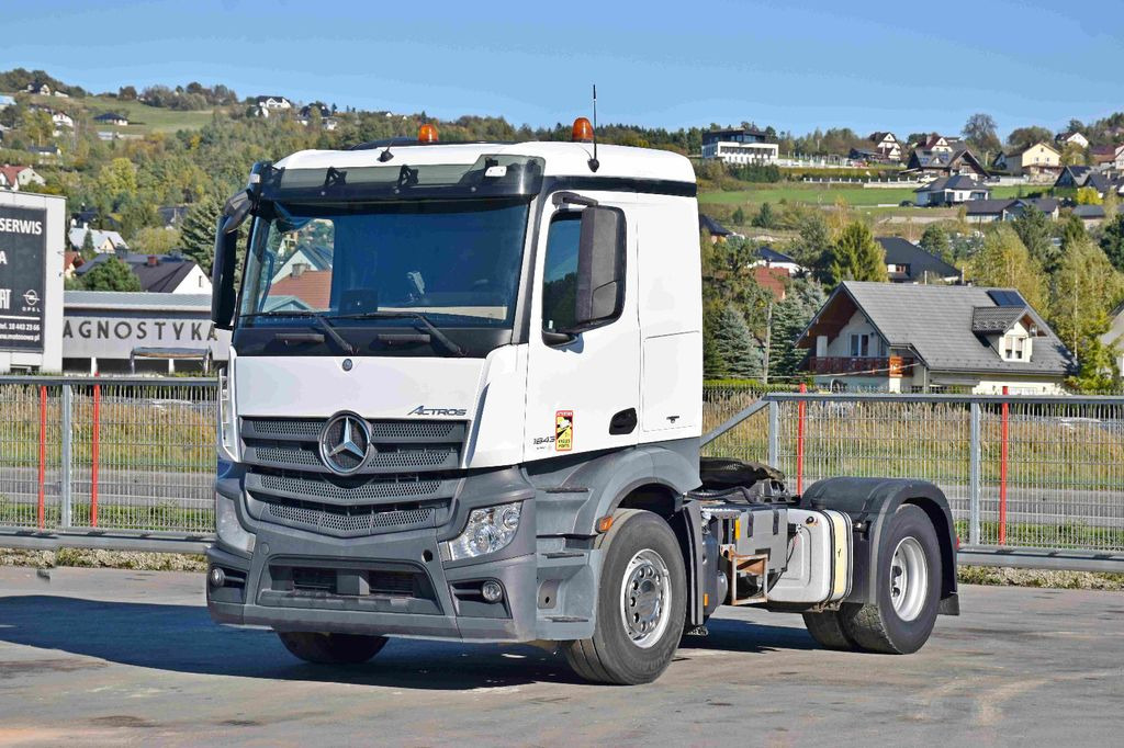 Mercedes-Benz ACTROS 1843 * Sattelzugmaschine * TOPZUSTAND - Cap tractor: Foto 1 Mercedes-Benz ACTROS 1843 * Sattelzugmaschine * TOPZUSTAND - Cap tractor: Foto 1