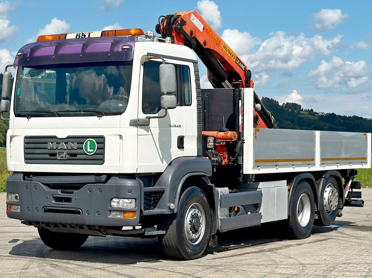 MAN TGA 26.430 Pritsche 5,50m + KRAN+ FUNK/6-4H2 MAN TGA 26.430 * PK 23002 + FUNK/6-4H2 - Camion cu macara: Foto 4 MAN TGA 26.430 Pritsche 5,50m + KRAN+ FUNK/6-4H2 MAN TGA 26.430 * PK 23002 + FUNK/6-4H2 - Camion cu macara: Foto 4