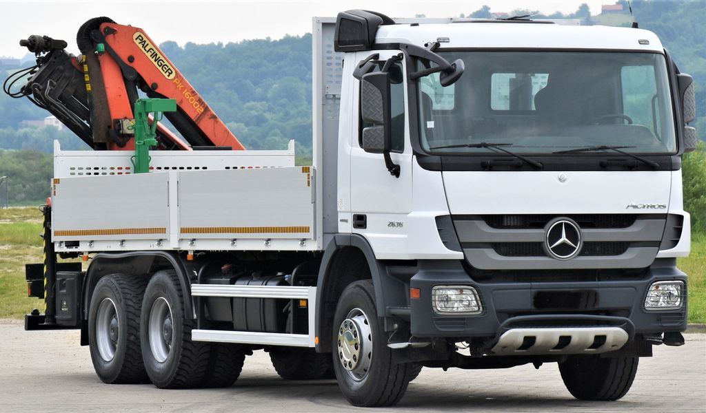 Mercedes-Benz ACTROS 2636 * PK 16002 C + FUNK/6x4 - Camion cu macara, Camion platformă: Foto 4 Mercedes-Benz ACTROS 2636 * PK 16002 C + FUNK/6x4 - Camion cu macara, Camion platformă: Foto 4