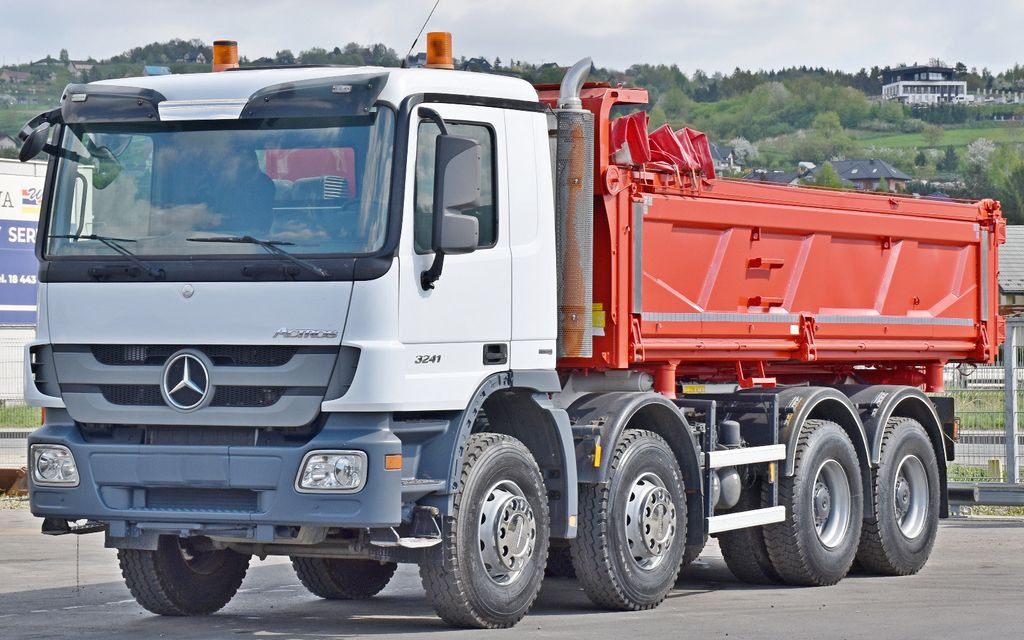 Mercedes-Benz ACTROS 3241 Kipper 5,70m + BORDMATIC / 8x4 - Camion basculantă: Foto 2 Mercedes-Benz ACTROS 3241 Kipper 5,70m + BORDMATIC / 8x4 - Camion basculantă: Foto 2