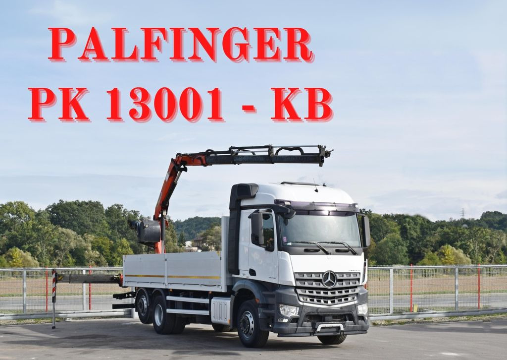 Mercedes-Benz AROCS 2542* PK 13001-K B* TOPZUSTAND - Camion cu macara, Camion platformă: Foto 1 Mercedes-Benz AROCS 2542* PK 13001-K B* TOPZUSTAND - Camion cu macara, Camion platformă: Foto 1