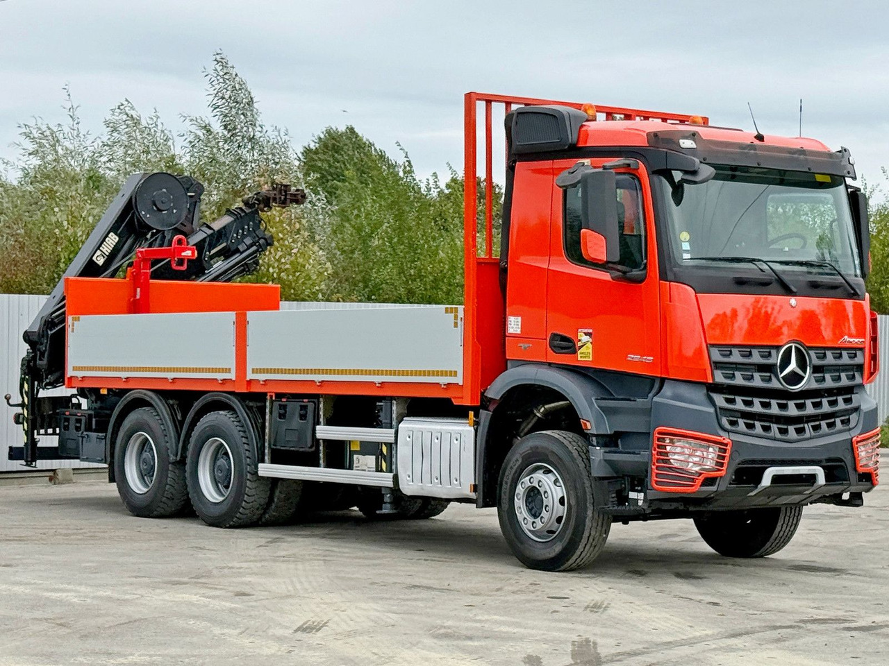 Mercedes-Benz AROCS 2643 *HIAB X-HIDUO 188 ES-5/FUNK * 6x4 - Camion cu macara: Foto 4 Mercedes-Benz AROCS 2643 *HIAB X-HIDUO 188 ES-5/FUNK * 6x4 - Camion cu macara: Foto 4