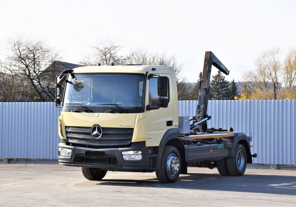 Mercedes-Benz ATEGO 1221 * ABROLLKIPPER * TOPZUSTAND Mercedes-Benz ATEGO 1221 * ABROLLKIPPER * TOPZUSTAND - Camion cu cârlig, Camion cu macara: Foto 2 Mercedes-Benz ATEGO 1221 * ABROLLKIPPER * TOPZUSTAND Mercedes-Benz ATEGO 1221 * ABROLLKIPPER * TOPZUSTAND - Camion cu cârlig, Camion cu macara: Foto 2
